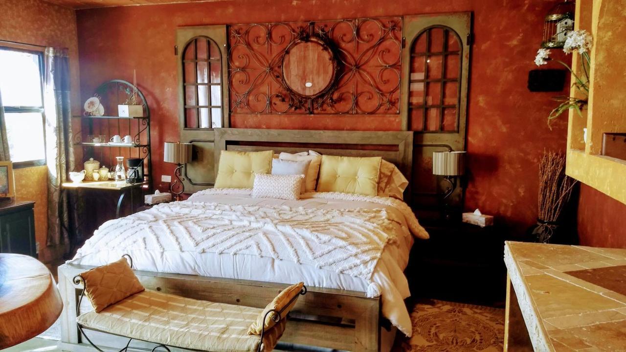 Vina Calabria Bed & Breakfast Valle de Guadalupe Exterior photo
