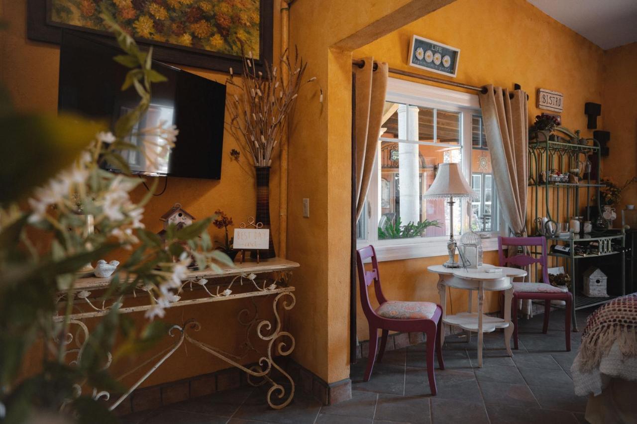 Vina Calabria Bed & Breakfast Valle de Guadalupe Exterior photo
