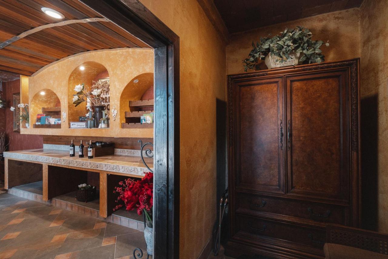 Vina Calabria Bed & Breakfast Valle de Guadalupe Exterior photo