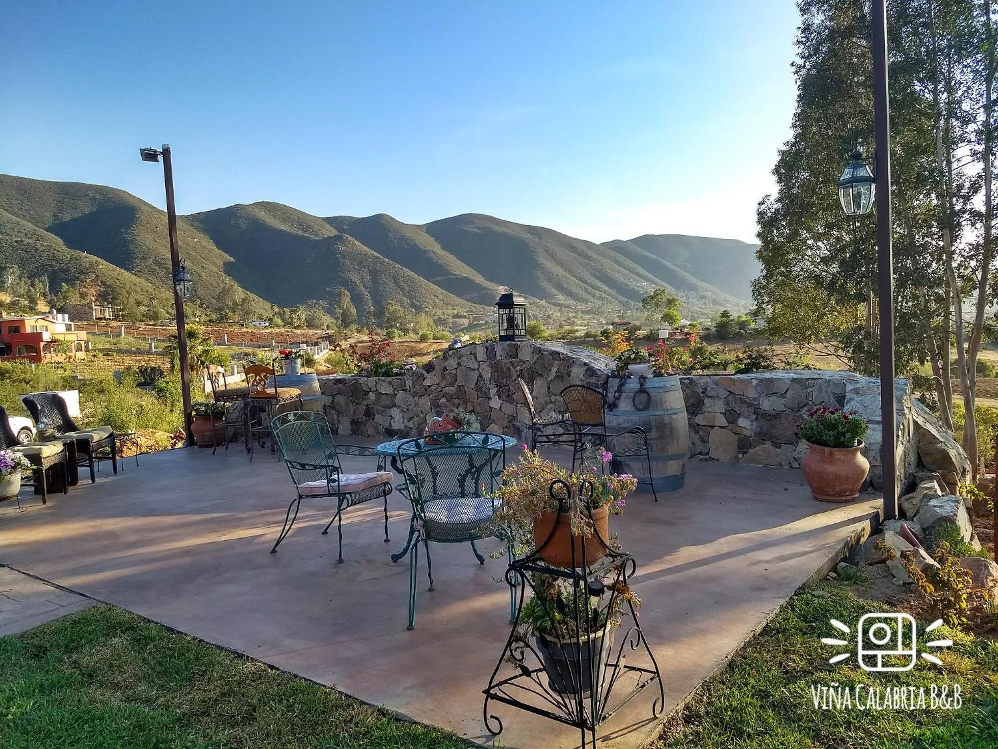 Vina Calabria Bed & Breakfast Valle de Guadalupe Exterior photo